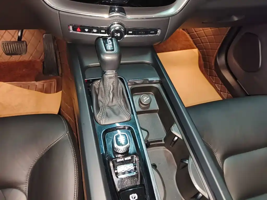 Photo 14 - Volvo XC60