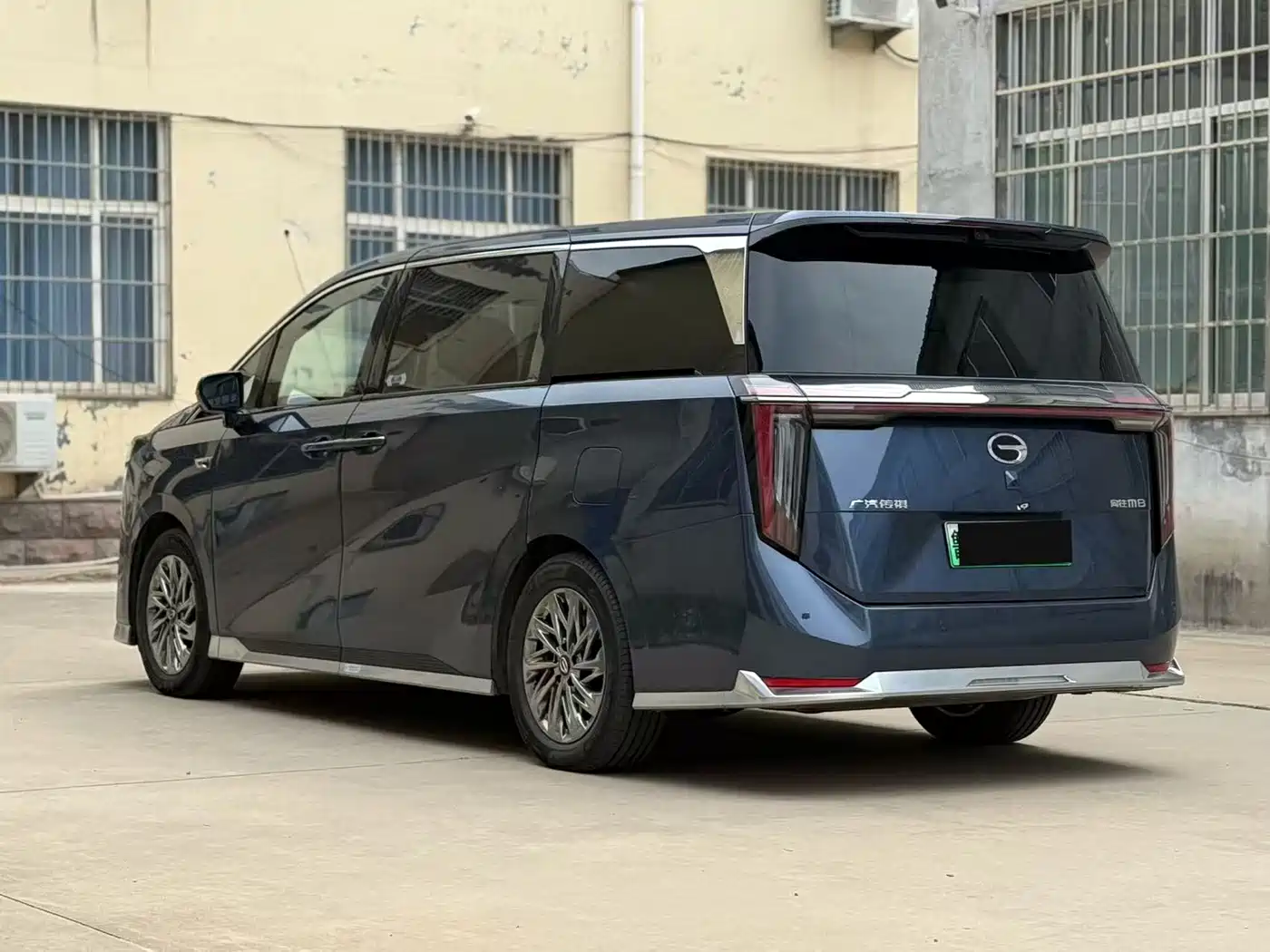 GAC TRUMPCHI YEARNING FOR M8