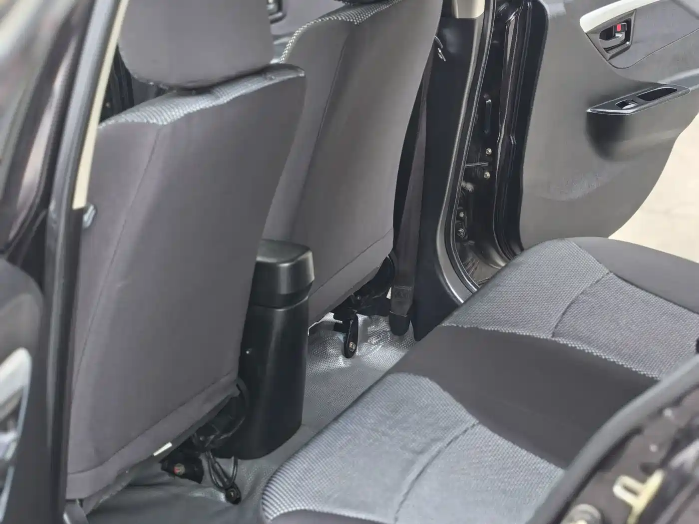 FAW Xiali N7 2013 2013 1.3L Manual Luxury