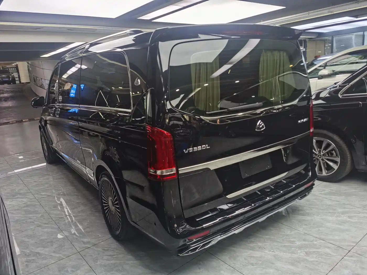 Mercedes-Benz Vito 2021 2.0T Business Edition 7-seater фото 4