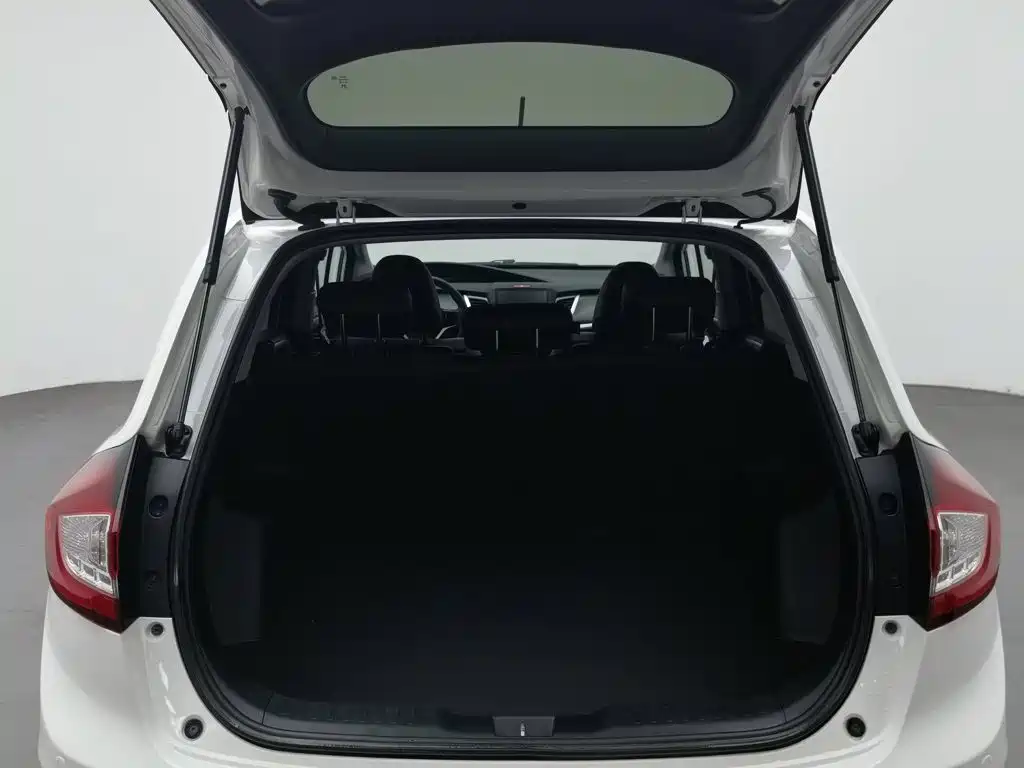 Honda Jade 2015 2016 1.8L Automatic Comfort Elite Version 5-seater