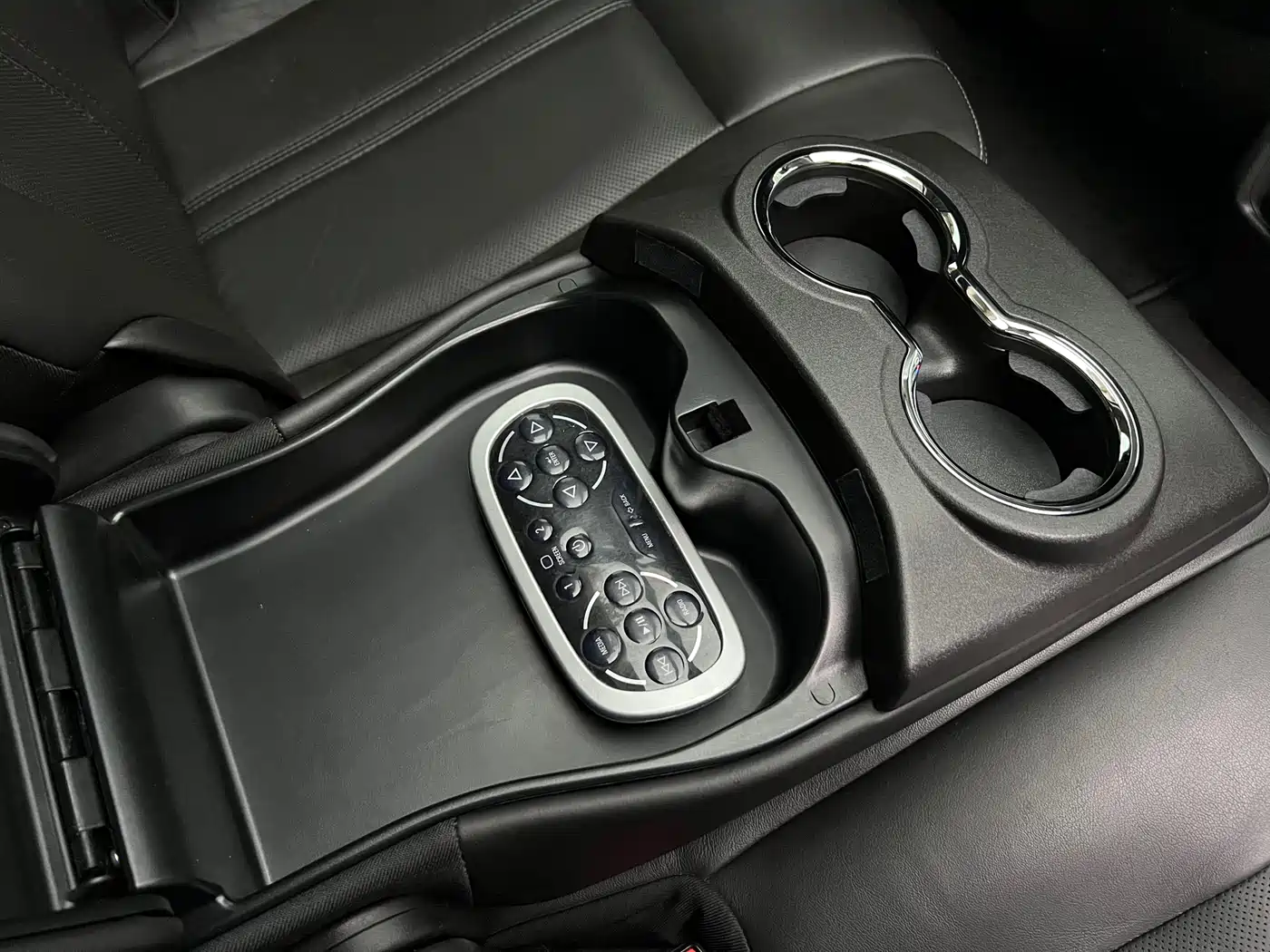 Cadillac SRX 2014 3.6L Flagship Model фото 13