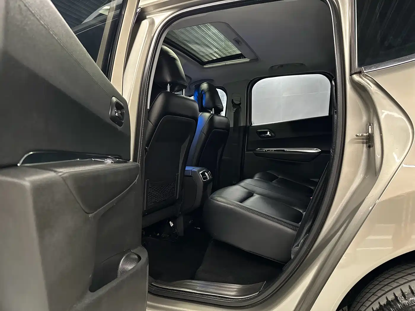 Peugeot 3008 2016 2.0L Automatic Classic Edition фото 11