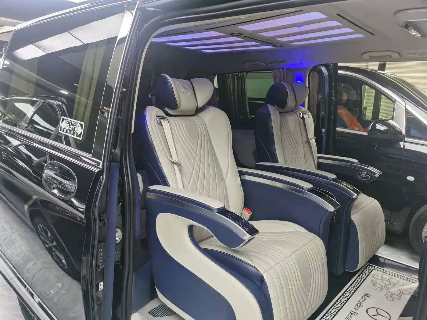 Mercedes-Benz Vito 2021 2.0T Business Edition 7-seater фото 7