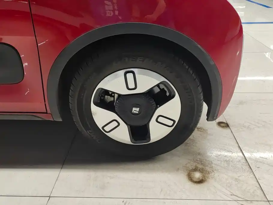 Baojun E300 2021 2020 Plus Stellar Smart Fun Edition
