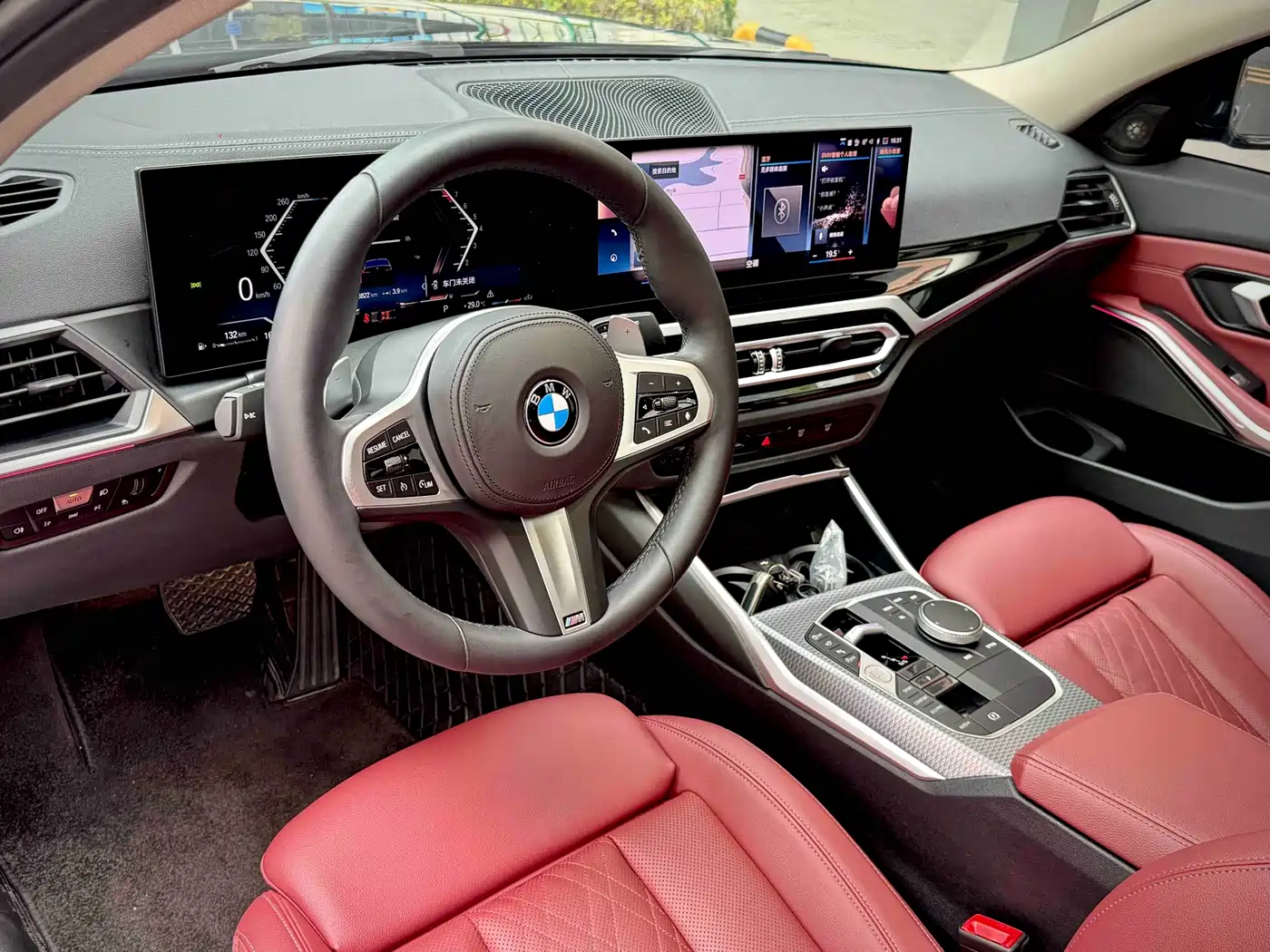 BMW 3 Series 2023 325Li M Sport Black Night Package фото 12