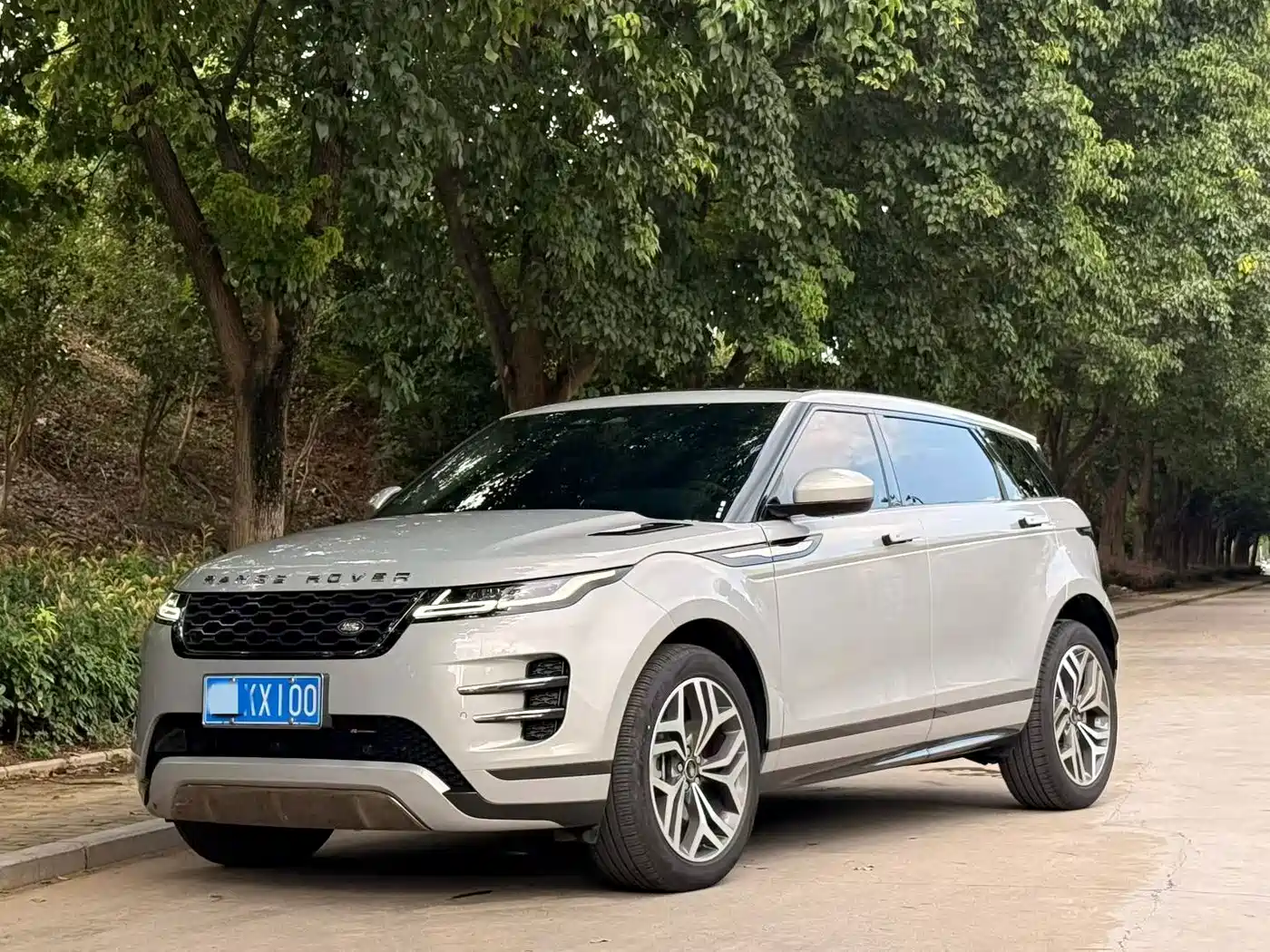 Land Rover Range Rover Evoque 2024 2023 Range Rover Evoque L 249PS Luxury Edition