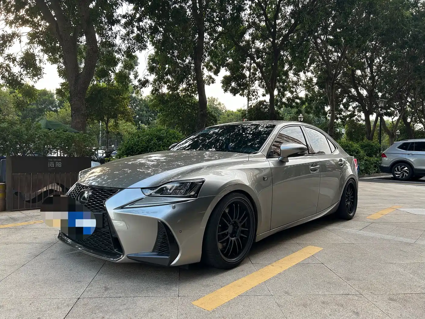 2019 Lexus IS