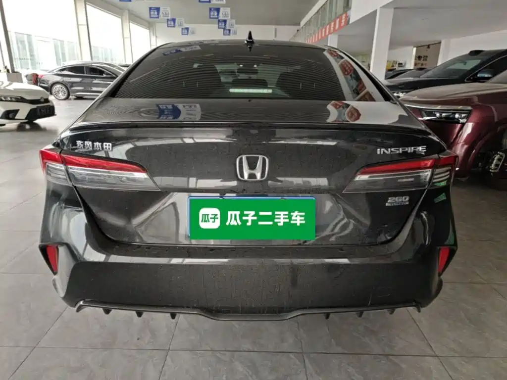 Photo 6 - Honda Inspire