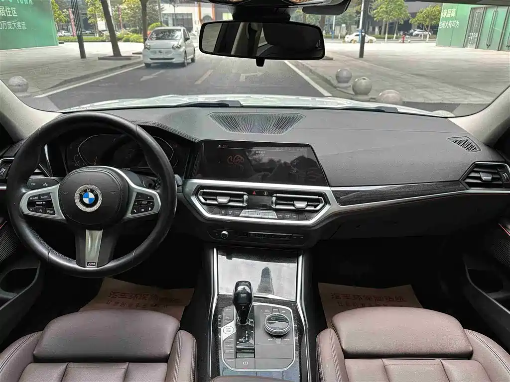 BMW 3 Series 2020 325Li M Sport Package фото 5