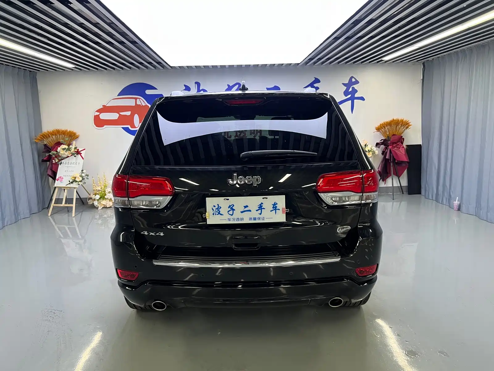 Фото 19 - Jeep Grand Cherokee (Import)