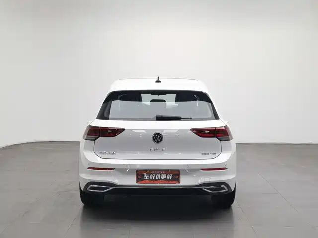 Volkswagen Golf 2021 200TSI DSG Pro — фото 4
