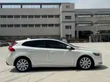 Фото 4 - Volvo V40