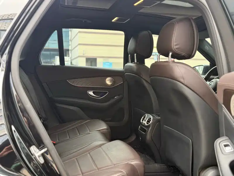 Mercedes-Benz GLC 2020 GLC 300 L 4MATIC Dynamic фото 7