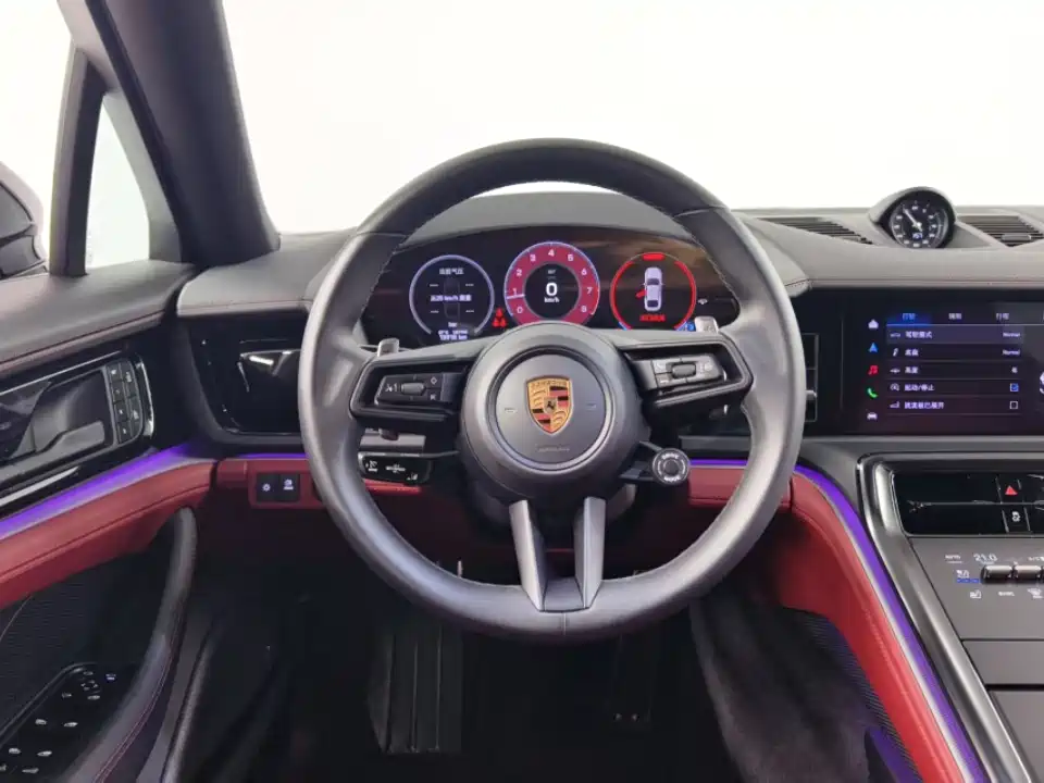 Photo 8 - Porsche Panamera