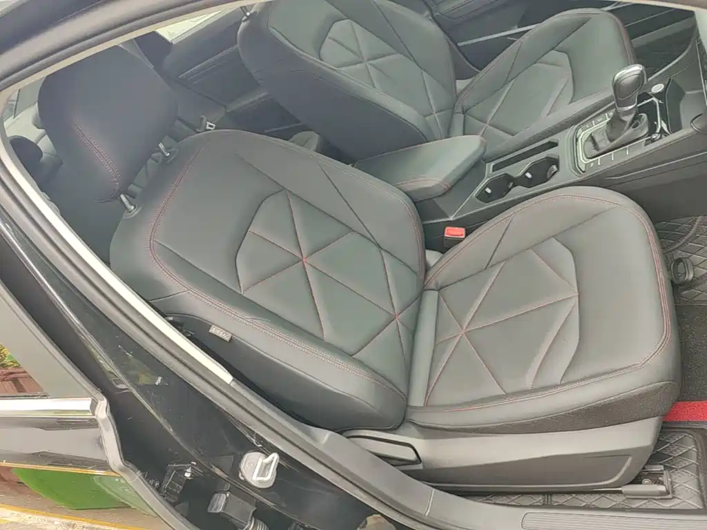Volkswagen Lavida 2026 2024 Model 300TSI DSG Starlight Leading Edition