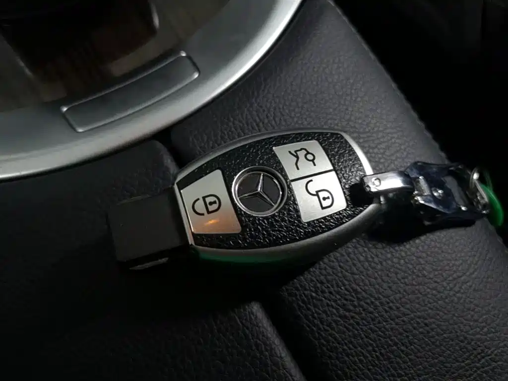 Mercedes-Benz GLC 2019 GLC 260 L 4MATIC Dynamic фото 9