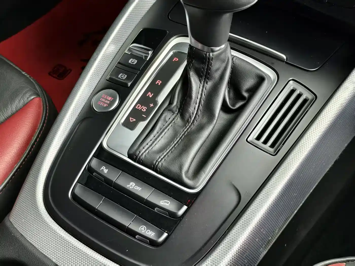 Audi Q5 2017 Plus 40 TFSI Technology фото 13