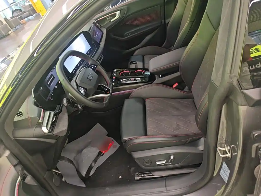 Photo 15 - Audi A5L Sportback