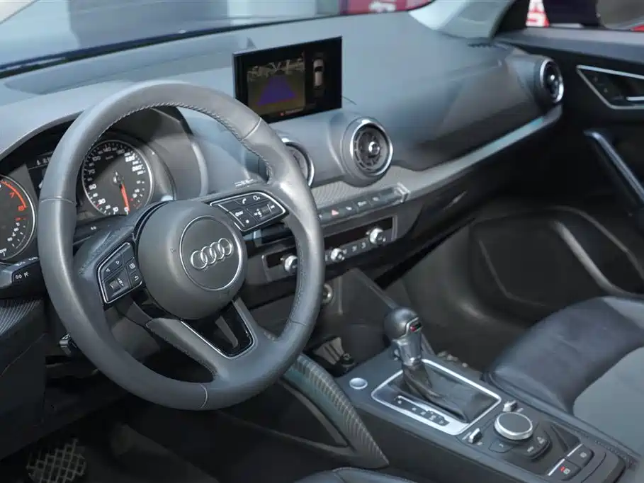 Audi Q2L 2020 35 TFSI Fashion Elegance Model фото 13