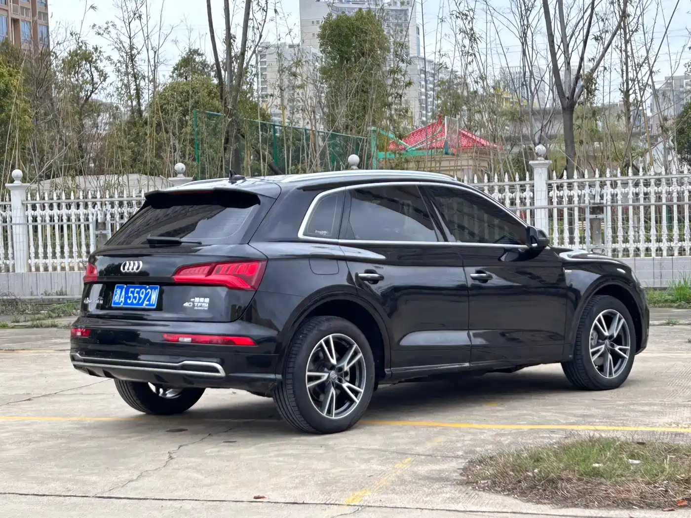 Audi Q5L 2020 40 TFSI Prestige Fashion фото 4
