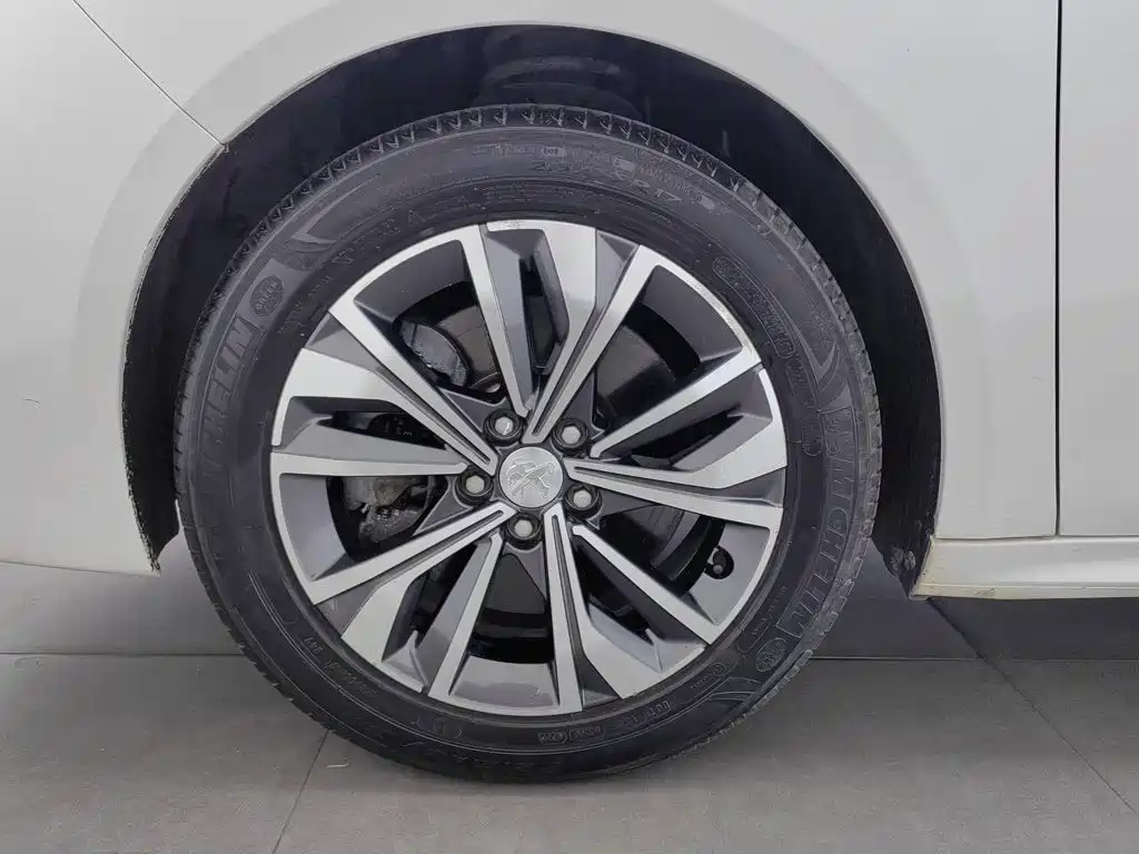 Photo 17 - Peugeot 508