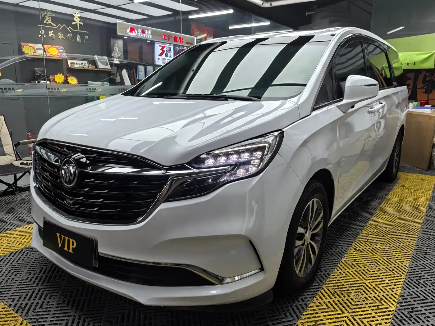 BUICK GL8