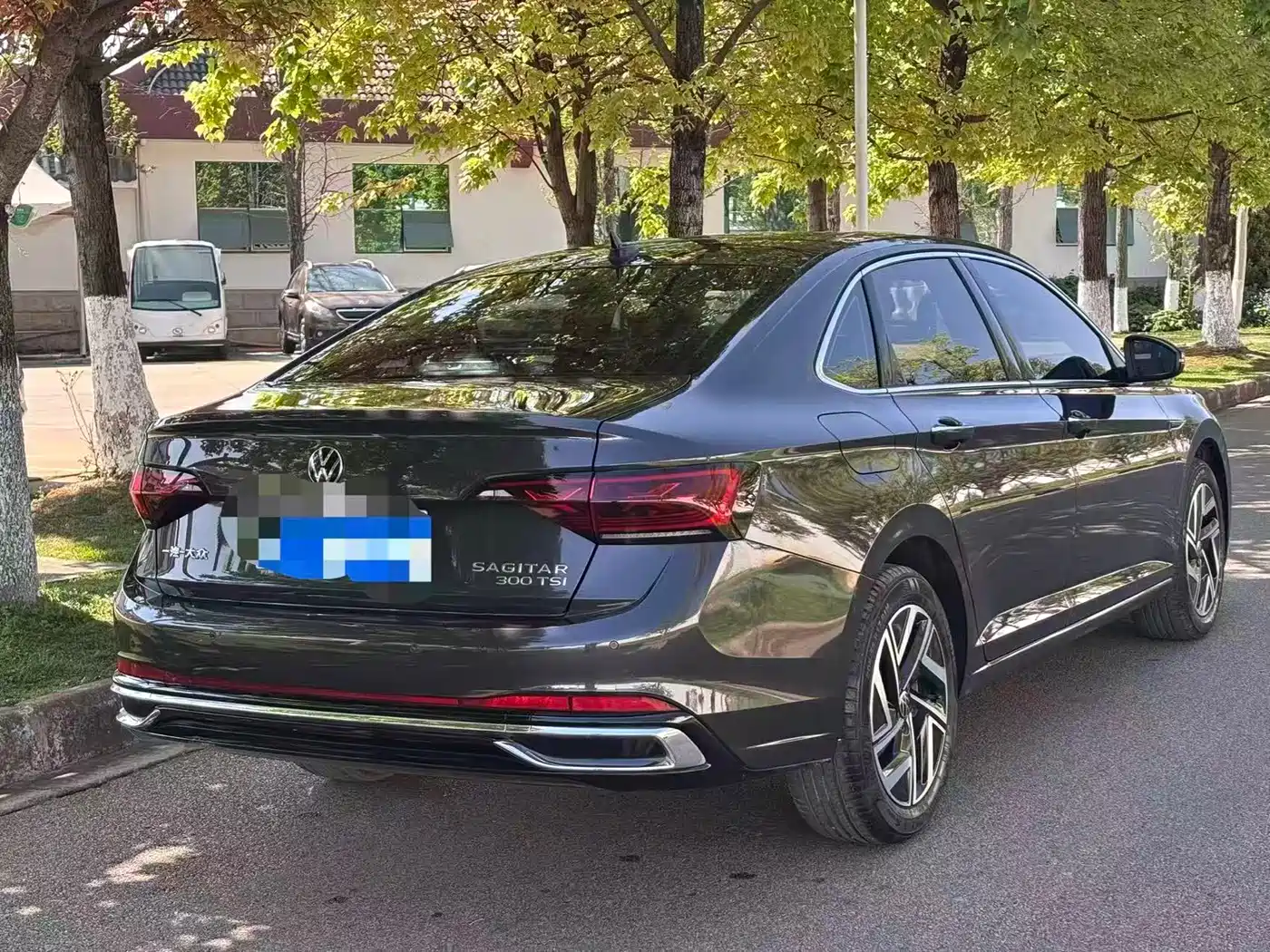 Volkswagen Sagitar 2025 300TSI DSG Surpass Edition фото 3
