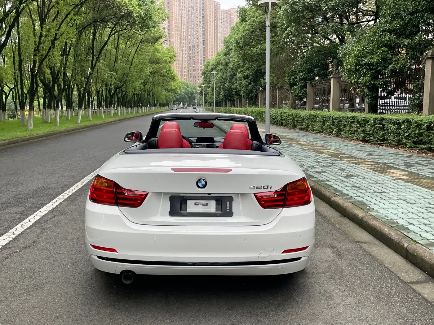 BMW 4 Series 2014 420i Convertible Luxury Design Package фото 20