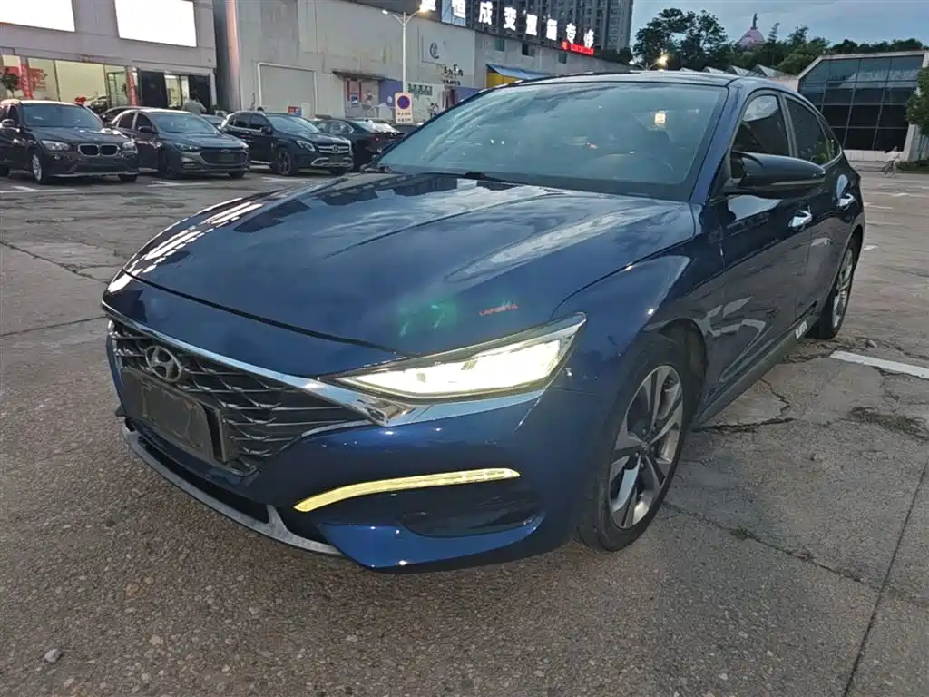 Hyundai Fista 2019 280TGDi Sport Edition China V