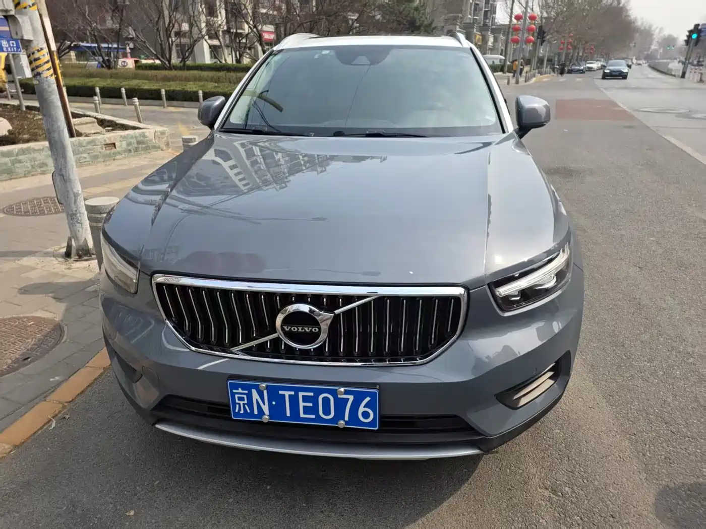 VOLVO XC40