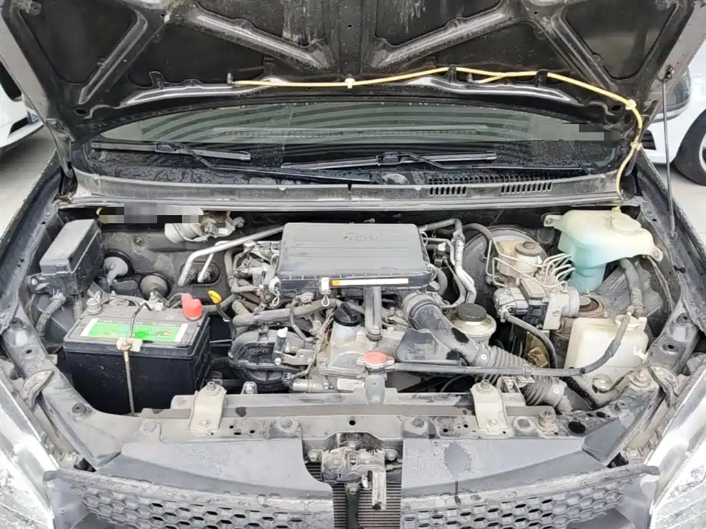FAW Senya S80 2015 2015 1.5L Automatic 5-Seater Urban Edition