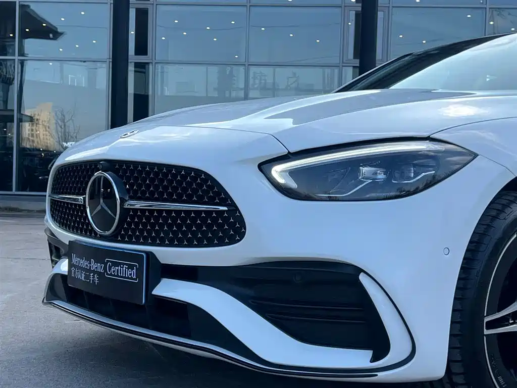 Mercedes-Benz C-Class 2025 C 260 L Night Sport Edition фото 2