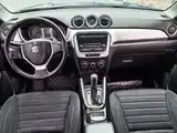 Фото 4 - Suzuki Vitara