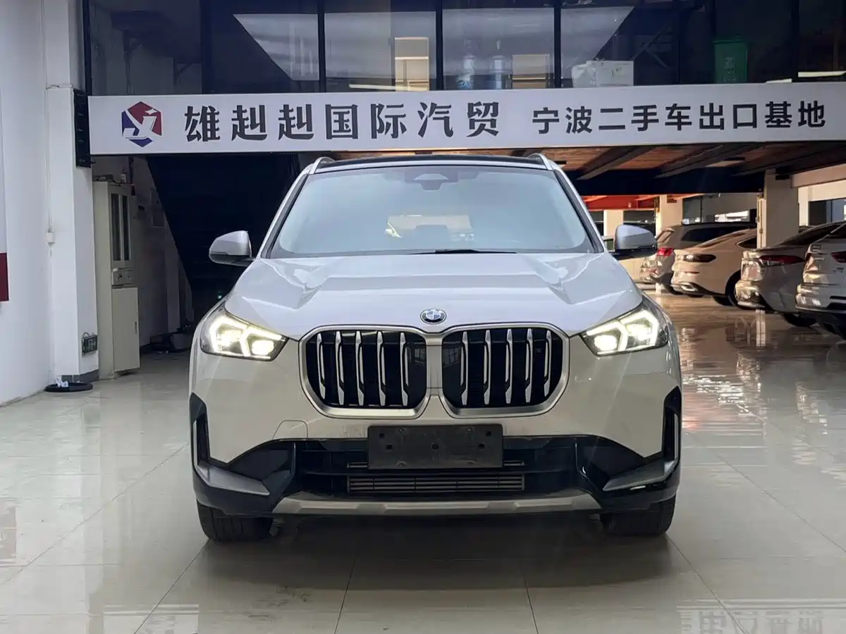 BMW X1 2023 sDrive20Li X Design Package фото 2