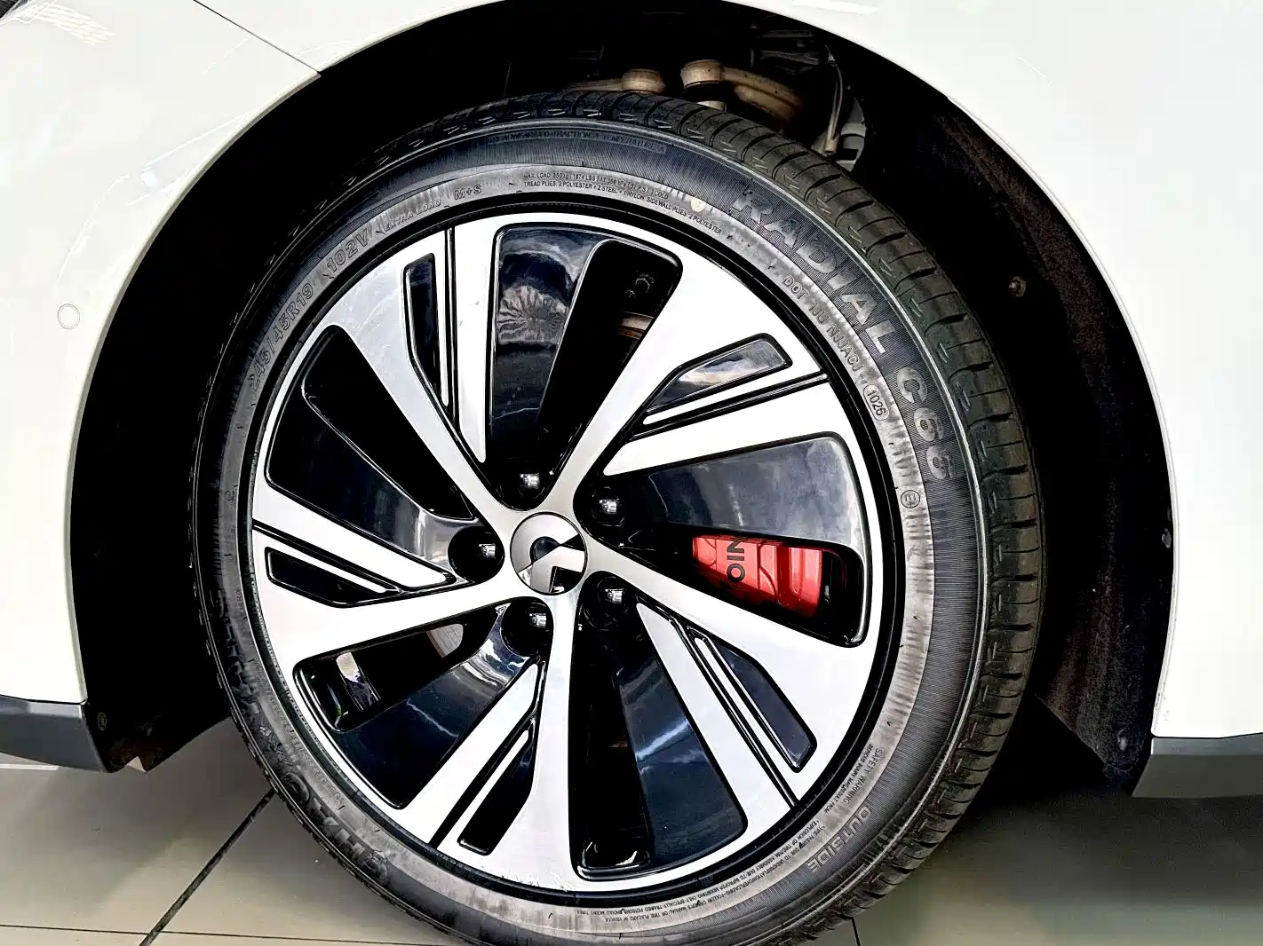 Фото 8 - NIO ET5