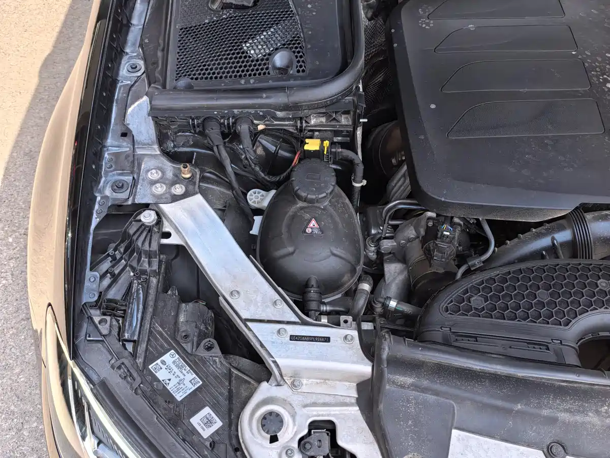 Mercedes-Benz E-Class 2023 E 260 L фото 20