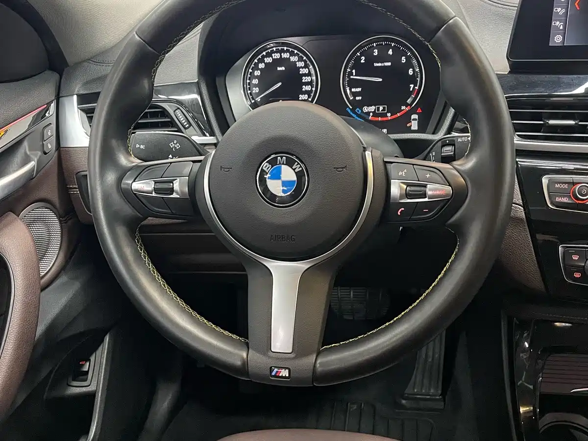 BMW X2 2024 2023 sDrive25i M Sport Shadow Edition