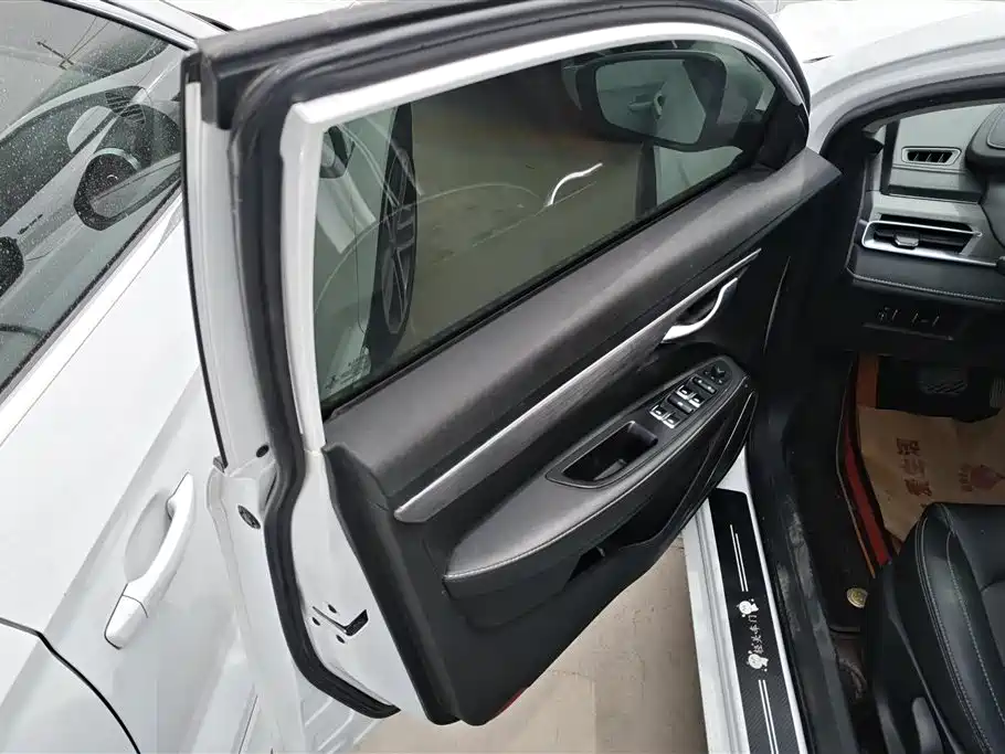 GEELY AUTOMOBILE EMGRAND