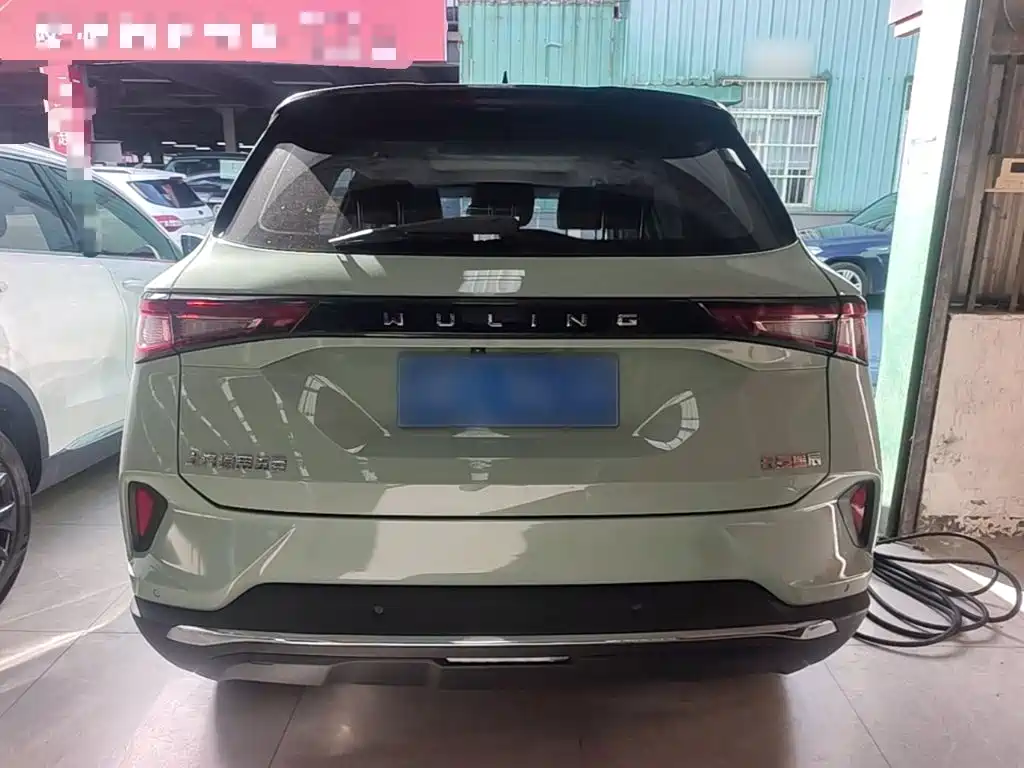 Wuling Motors Wuling Xingchen 2022 2021 1.5T CVT Stellar Edition
