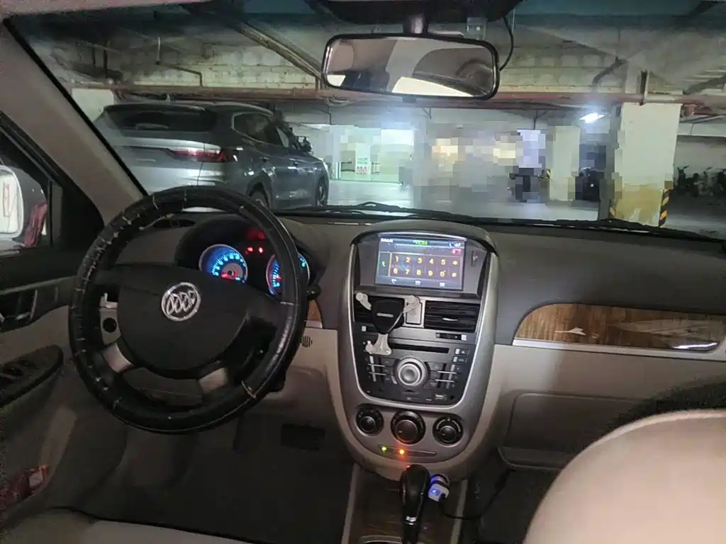 Фото 12 - Buick Excelle