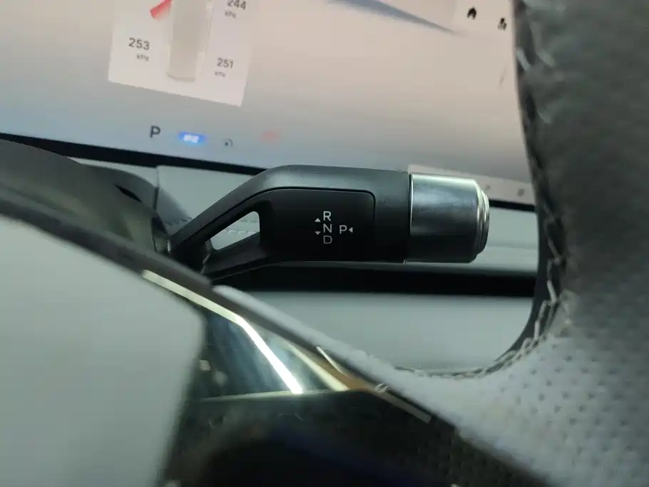 Geely Galaxy Galaxy E8 2025 2025 575km Exploration Smart Drive Edition