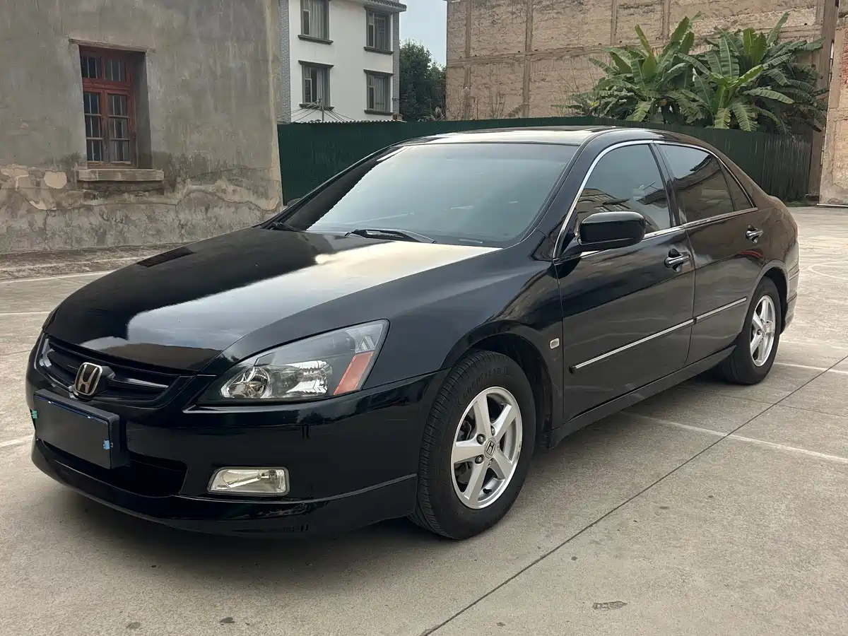 Honda Accord 2004 2004 2.4L