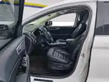Фото 9 - Ford Edge