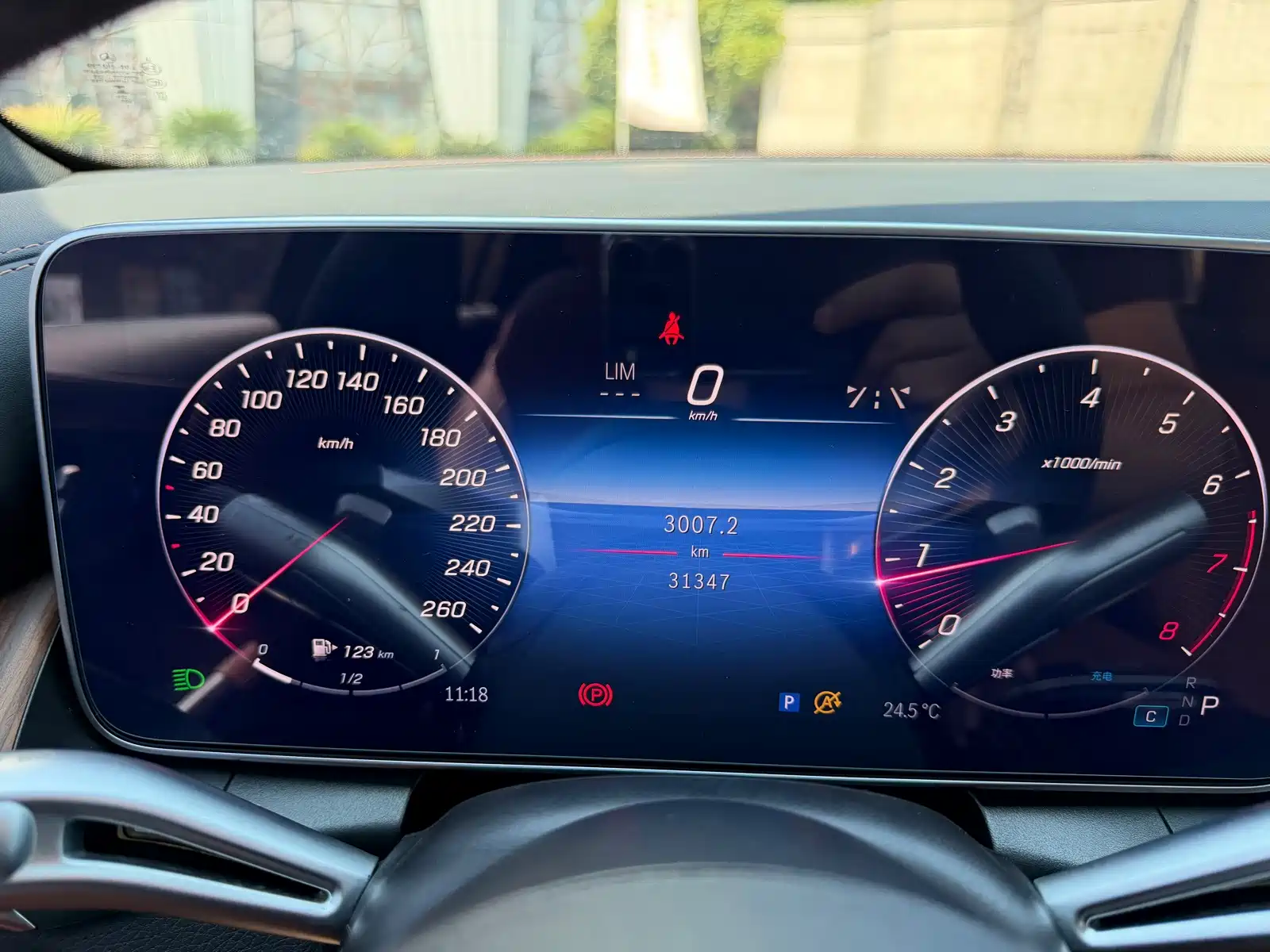 Фото 15 - Mercedes-Benz GLC
