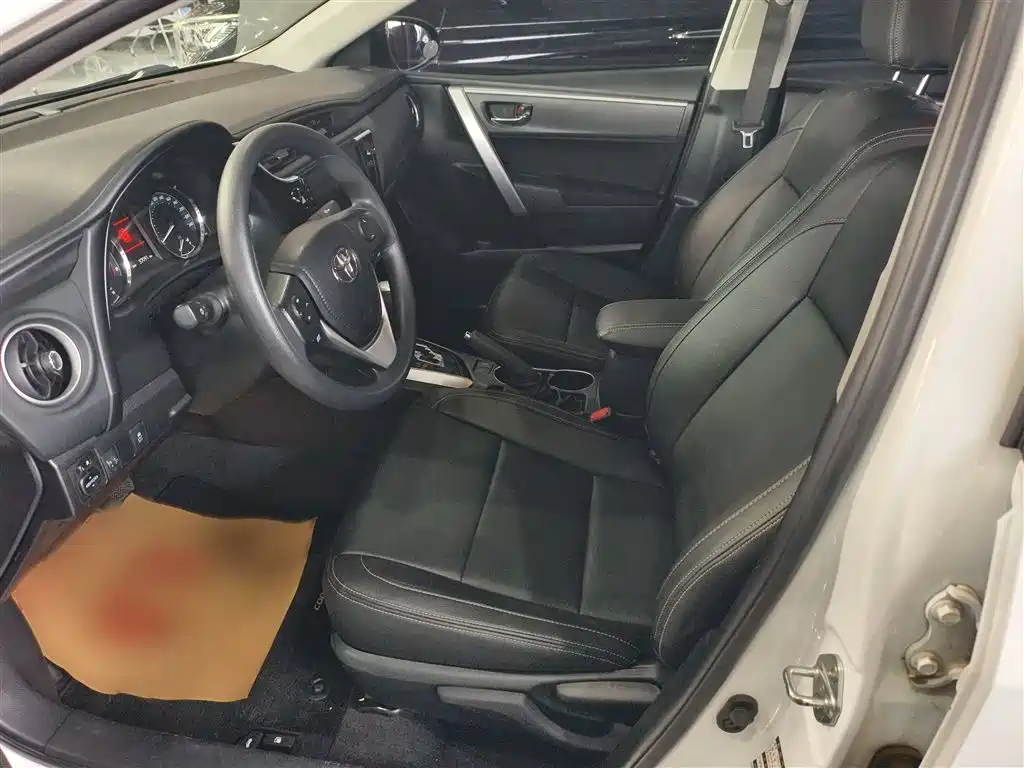 Toyota Corolla 2017 Facelift 1.2T S-CVT GL-i фото 12