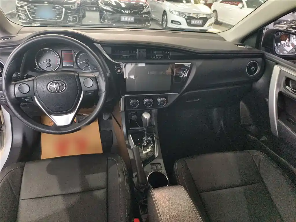 Toyota Corolla 2017 Facelift 1.2T S-CVT GL-i фото 19