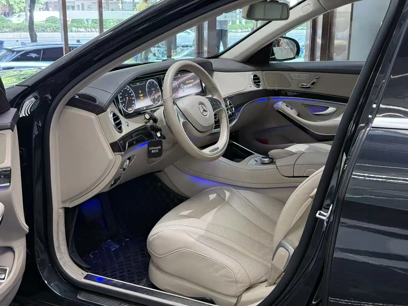 Фото 9 - Mercedes-Benz S-Class