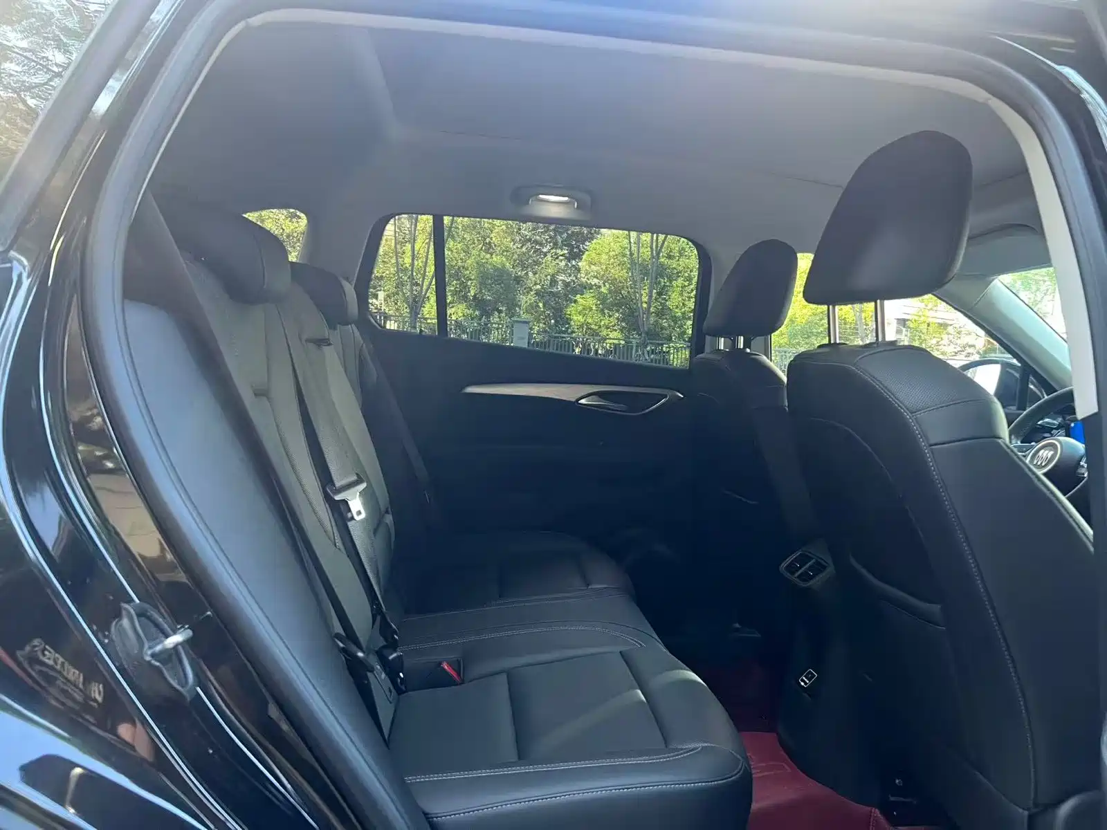 Фото 6 - Buick Envision Plus