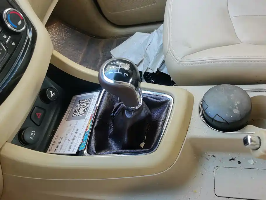 Baojun 730 2014 2014 1.5L Manual Luxury 7-seater